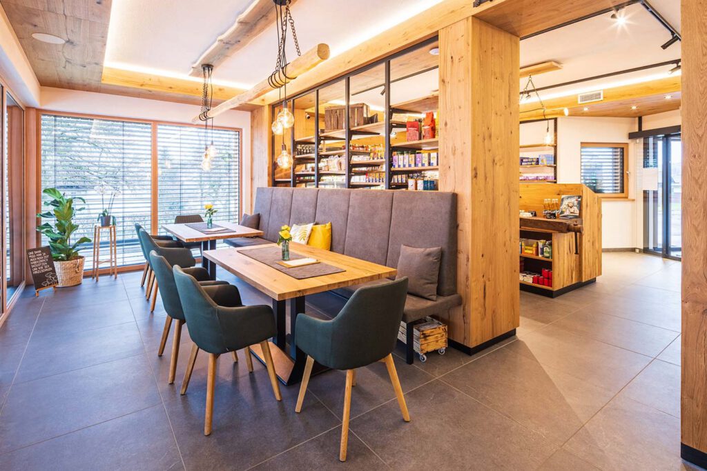 Frühstücksecke Wirtshaus Lohninger Fornach