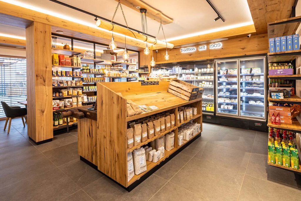 Kramerei Wirtshaus Lohninger Fornach Bild 1